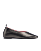 Bella Flat