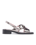 Courtney Sandal